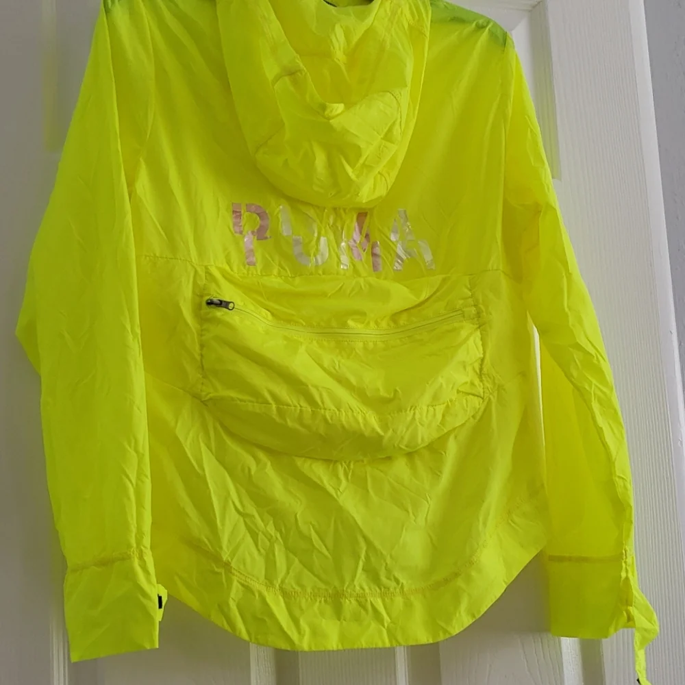 Puma Yellow Alert Shift Packable Jacket 💛